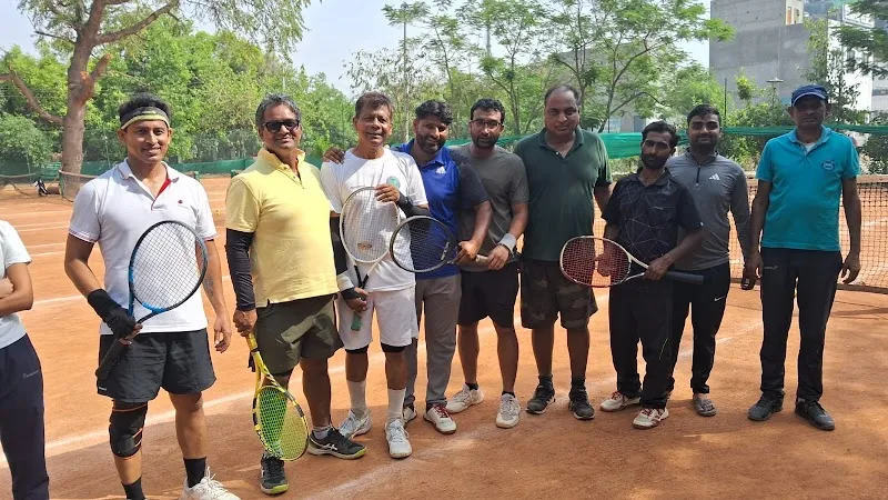 Advantage Tennis Academy