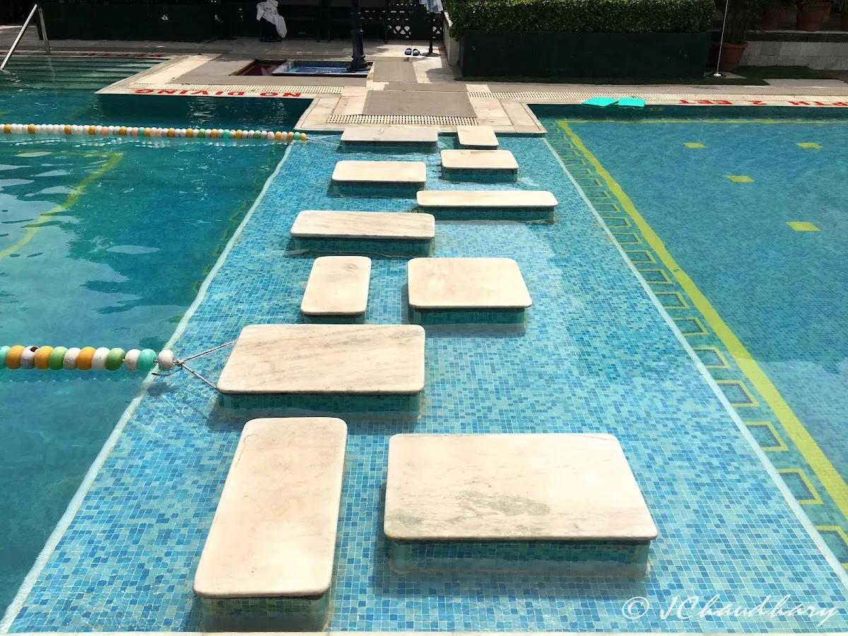 Anvi DLF Golf Club Swimming Pool photo 5