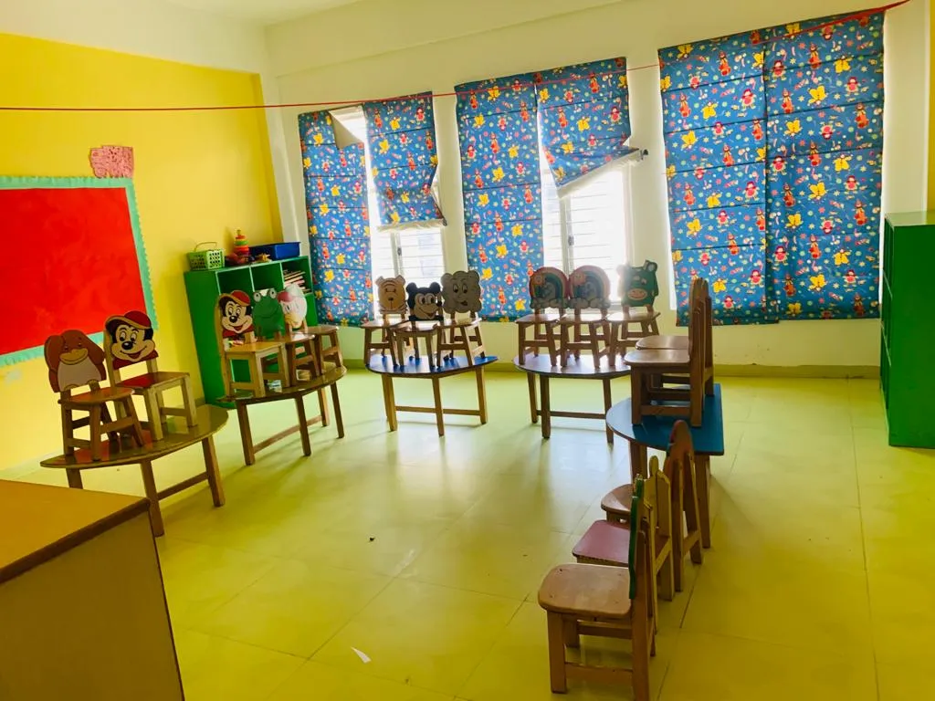 Apple Blossom School photo 2