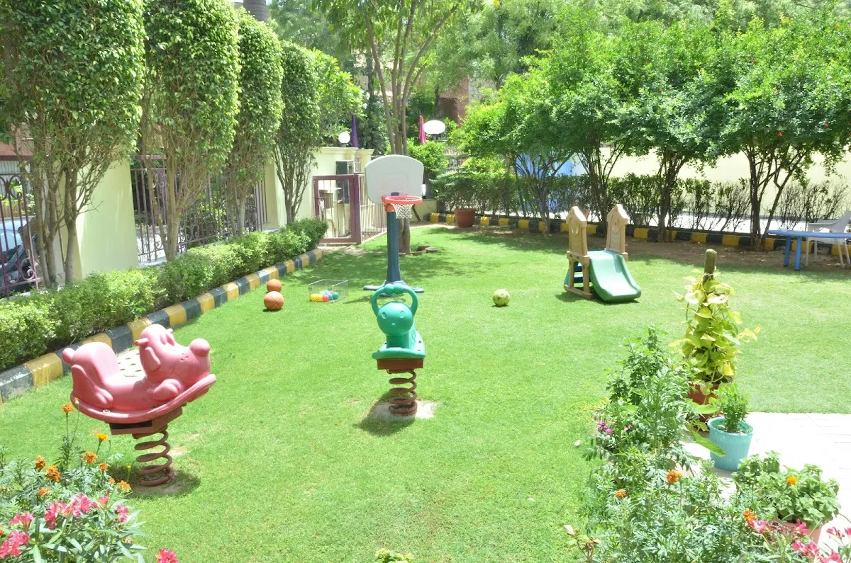 Bella Mente Preschool Sector 50 | Preschool & Daycare - Nirvana Country photo 4