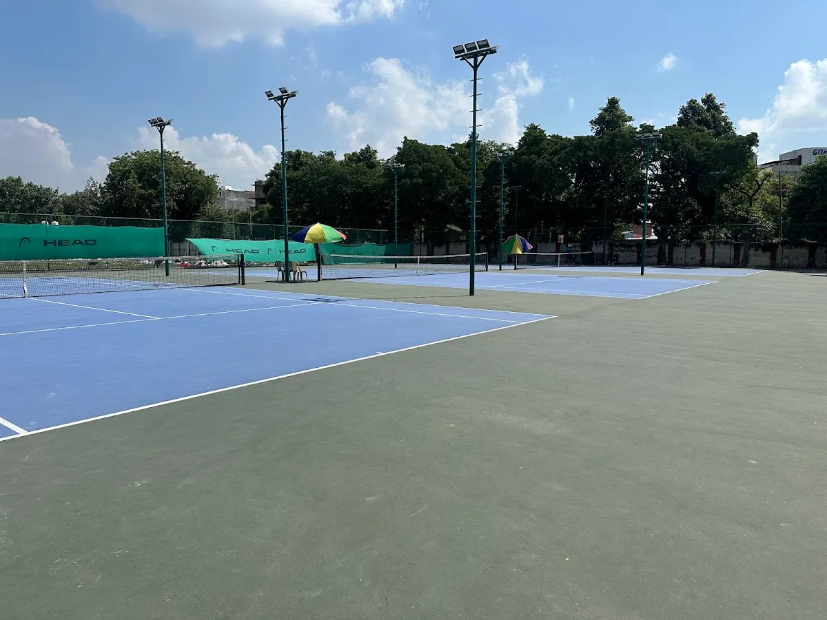 Bharat Tennis Academy DPSG Palam Vihar photo 3