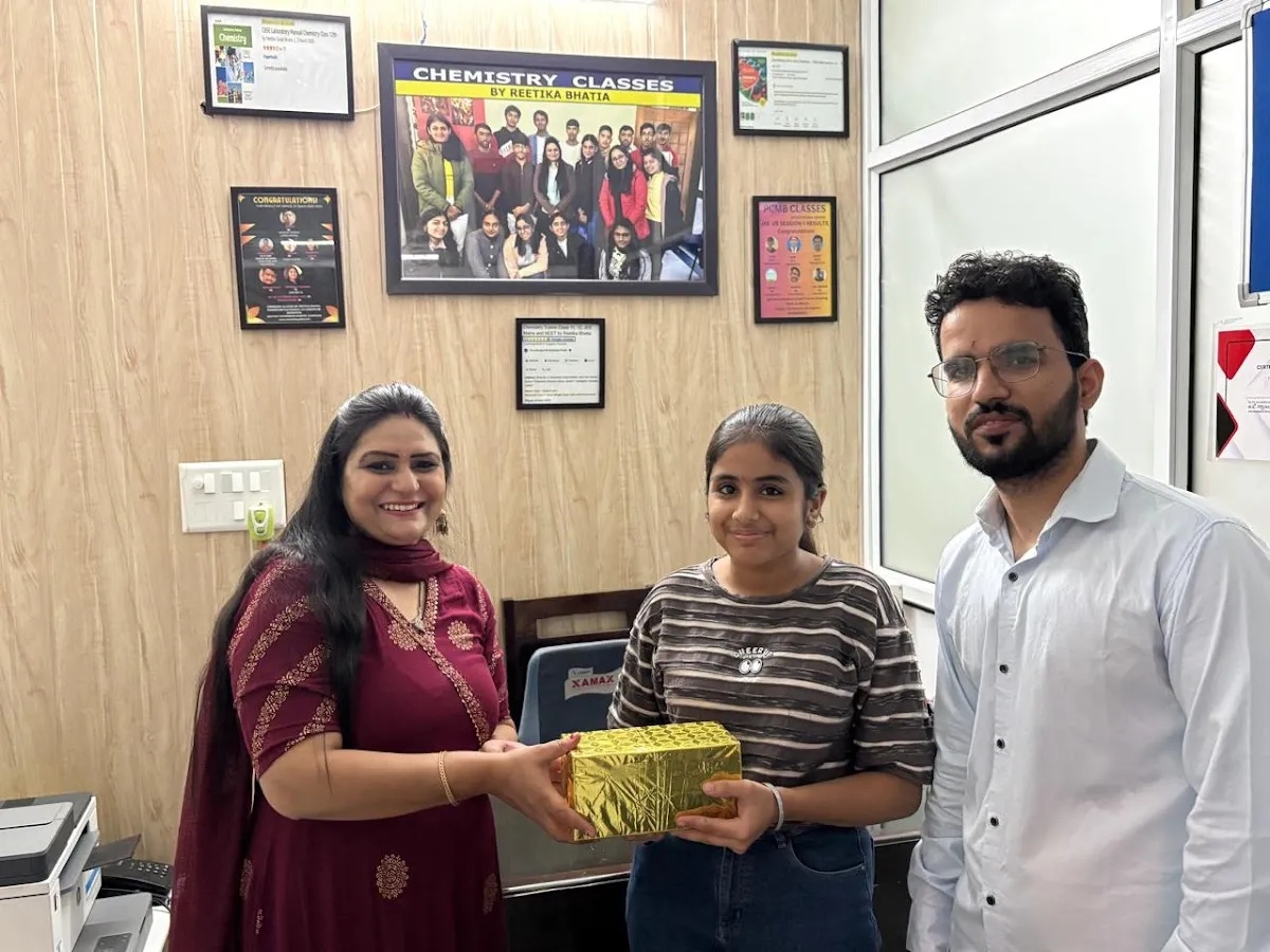 Chemistry Tuition by Reetika Bhatia photo 4