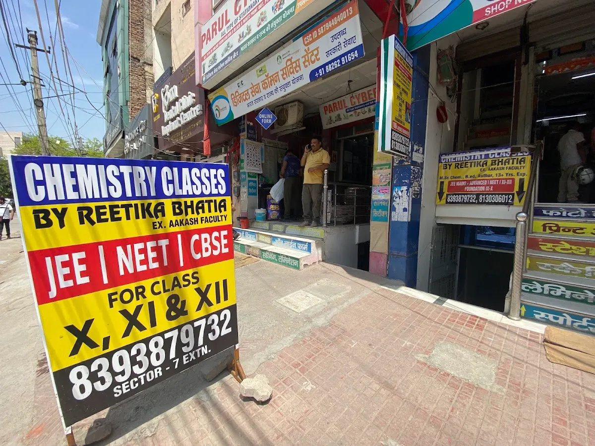 Chemistry Tuition by Reetika Bhatia photo 5