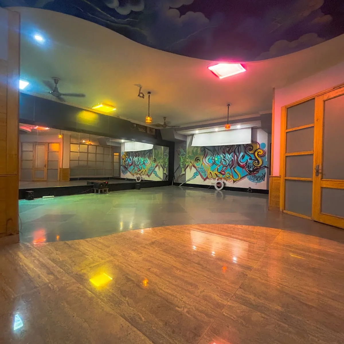 Cosmic Dance Embassy photo 2