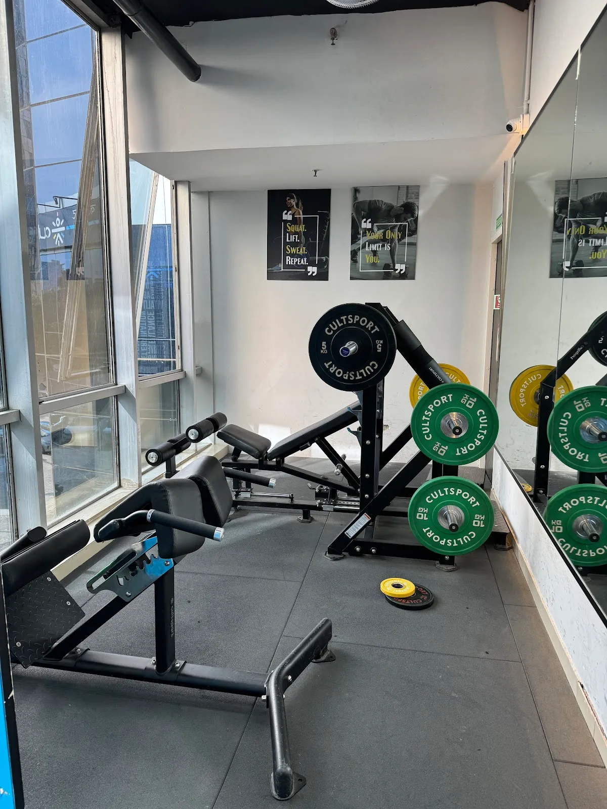 Cult Gym Universal Trade Tower, Sohna Rd | Best Gym in Sector 49, Gurugram photo 4