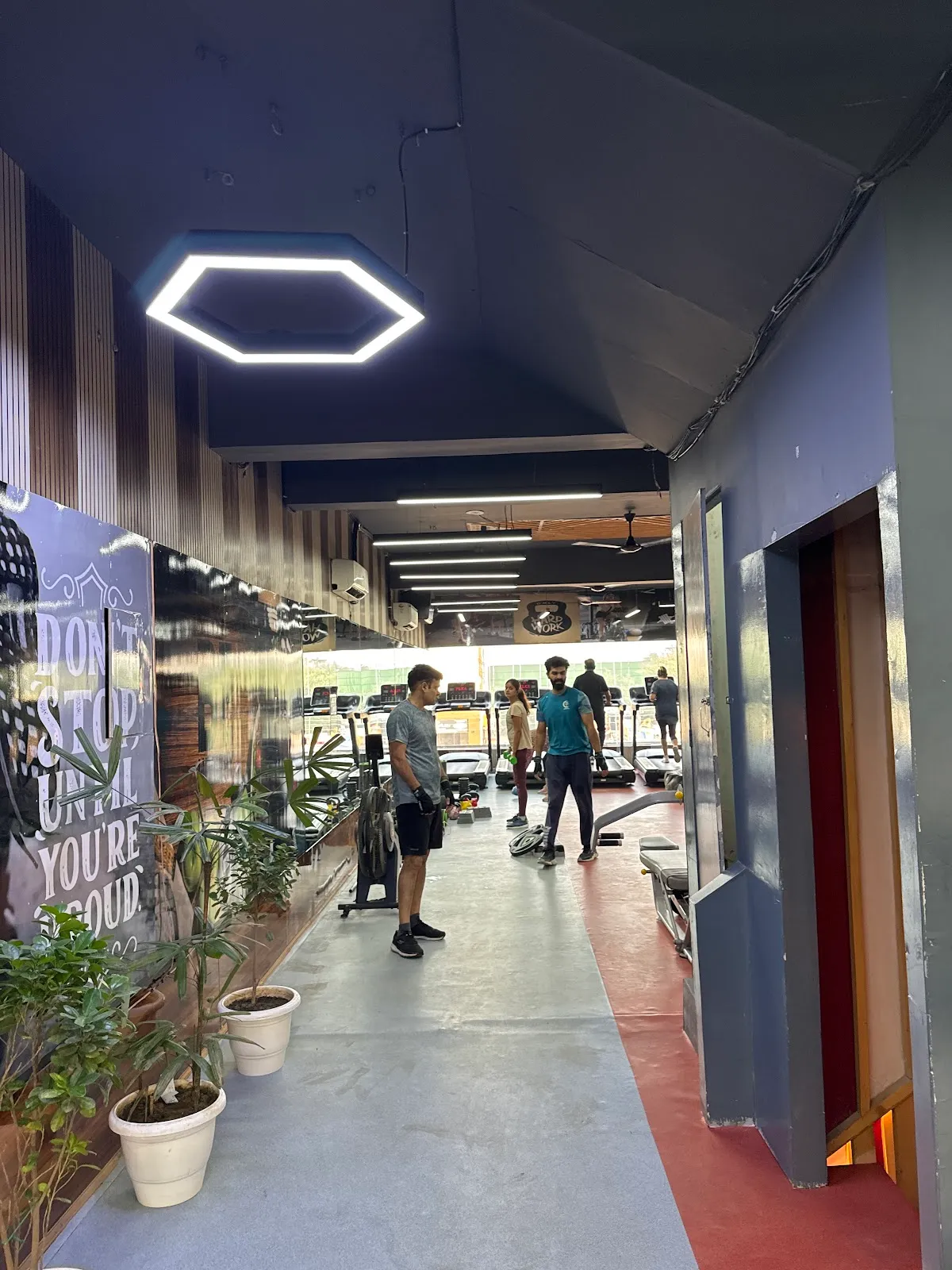 Curl Fitness Gym photo 6