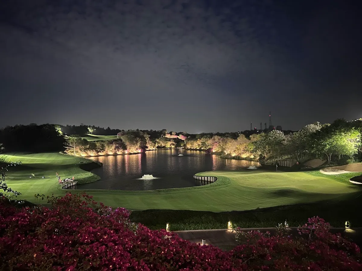 DLF Golf and Country Club photo 3