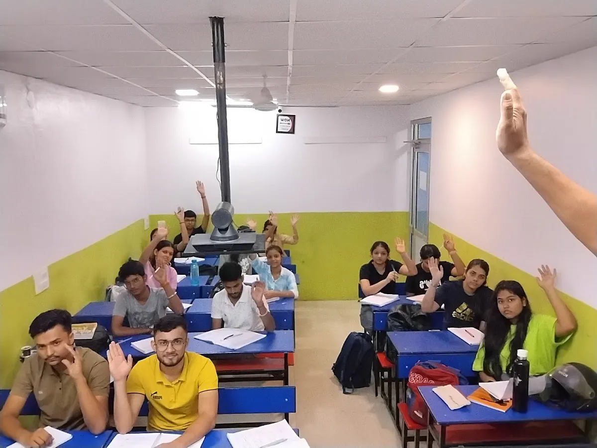 DOEDU PRE-MEDICAL INSTITUTE photo 3