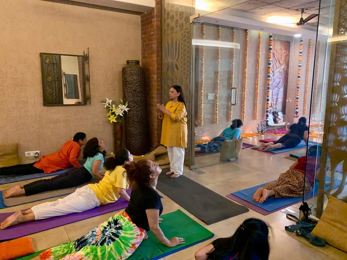 EKAGRATA - Sivananda Yoga / Yoga Studio / Yoga Center Gurgaon Sushant lok photo 3