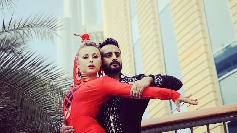 First Dance Classes - Salsa | Bachata | Belly | Kizomba | Wedding Choreographer