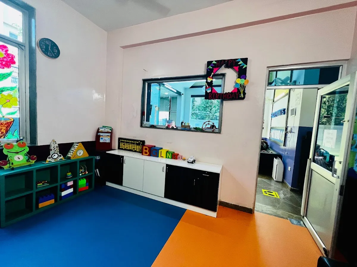 Footprints: Play School & Preschool in Parsvnath Greenville - Sohna Road photo 3
