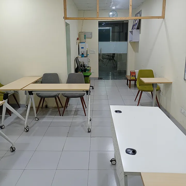 GURGAON ADVANCED SPOKEN ENGLISH, PERSONALITY DEVELOPMENT & PUBLIC SPEAKING CLASS.