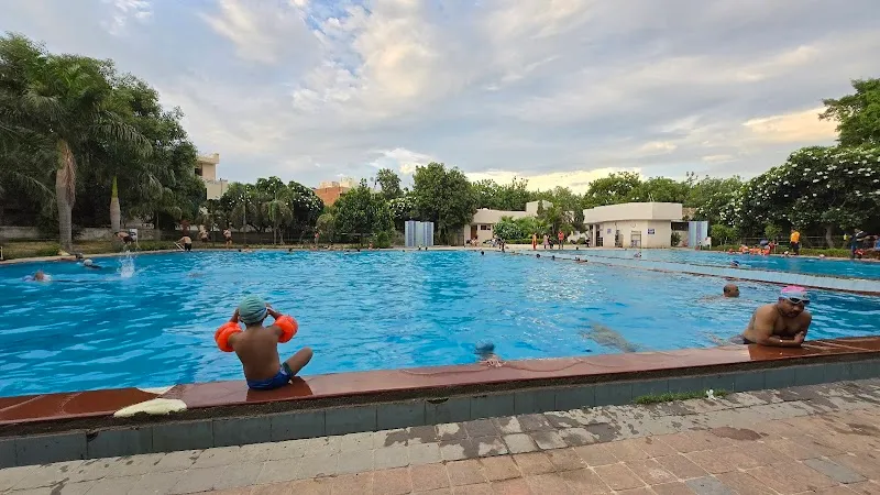 Huda Gymkhana Club Swimming Pool