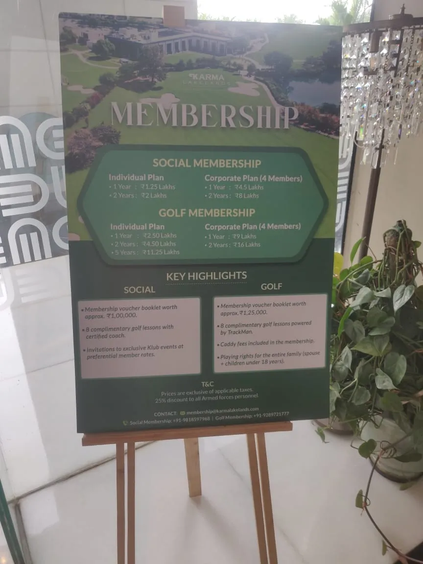 Karma Lakelands Golf Academy photo 3