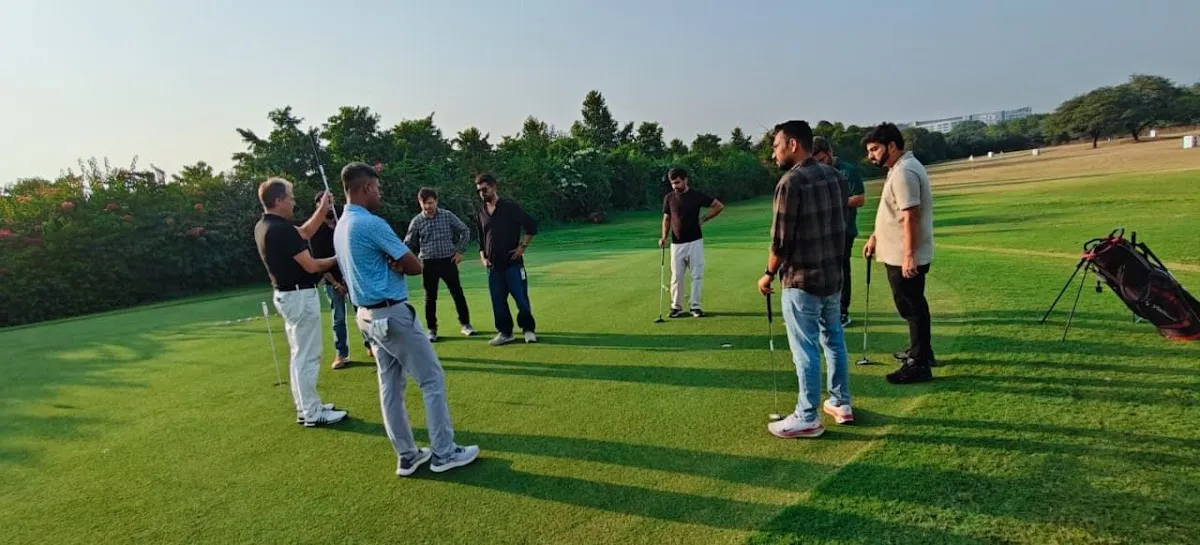 Karma Lakelands Golf Academy photo 4