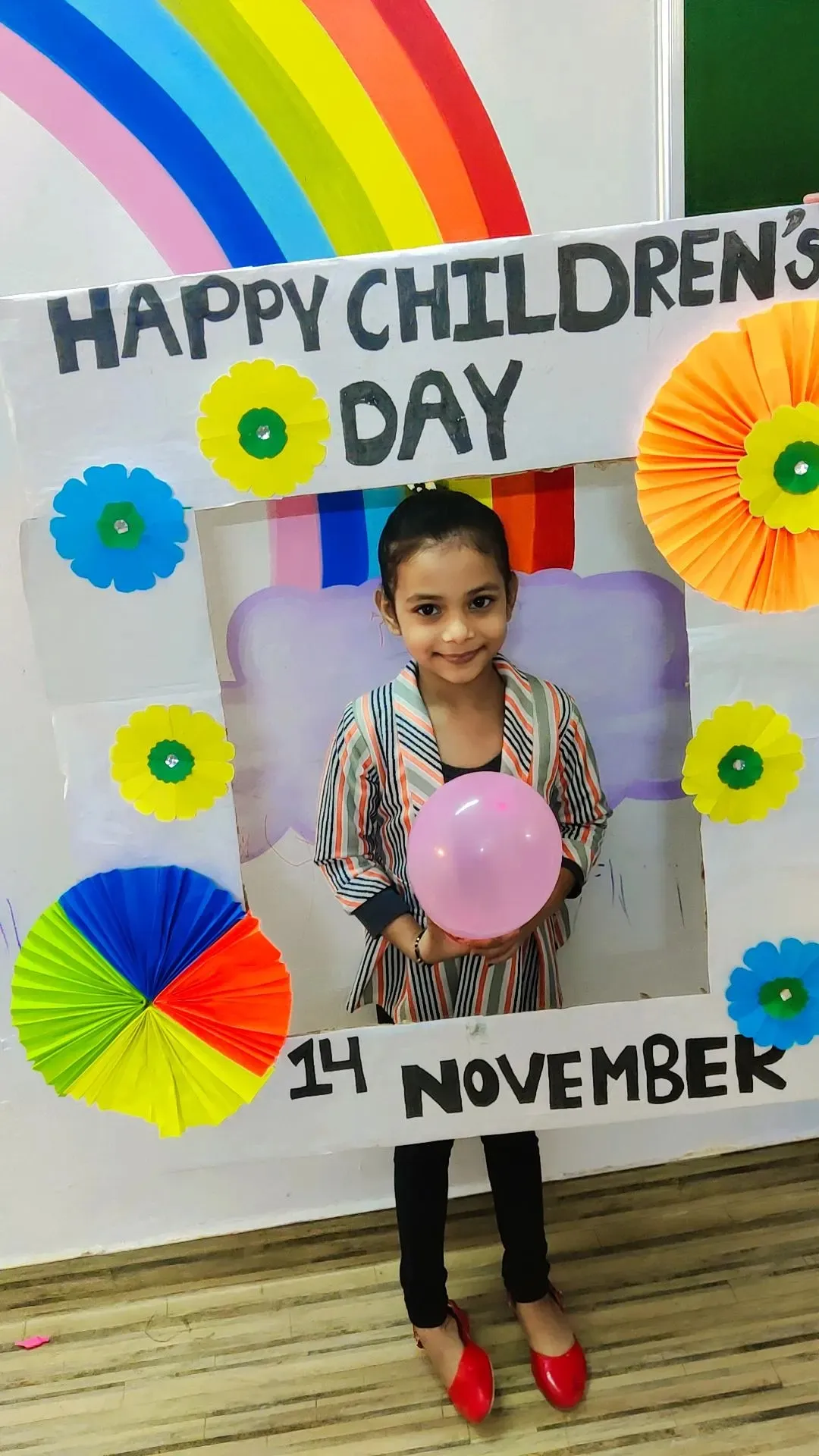 Little feet play school photo 2