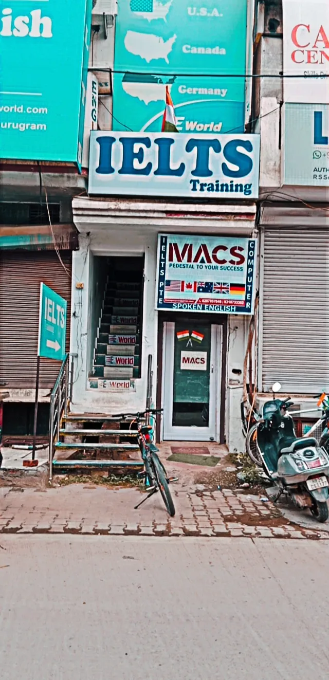 Macs Computer Academy