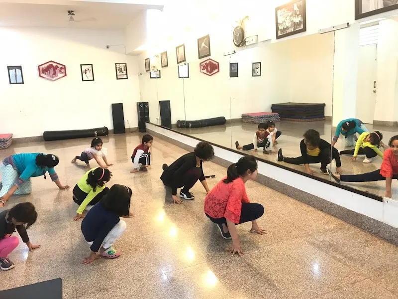 MDFC MY DANCE &FITNESS CENTRE DLF 2