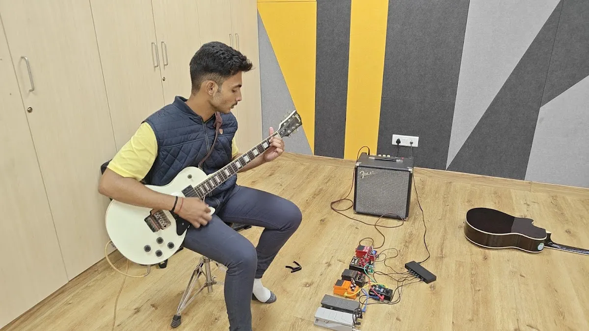 Music Classes & Dance Classes at Swar Kala Sangam Gurgaon photo 2