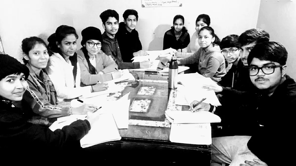 Neeru Mathematics Tuition (Spark Coaching Center) (Maths /Science) photo 2