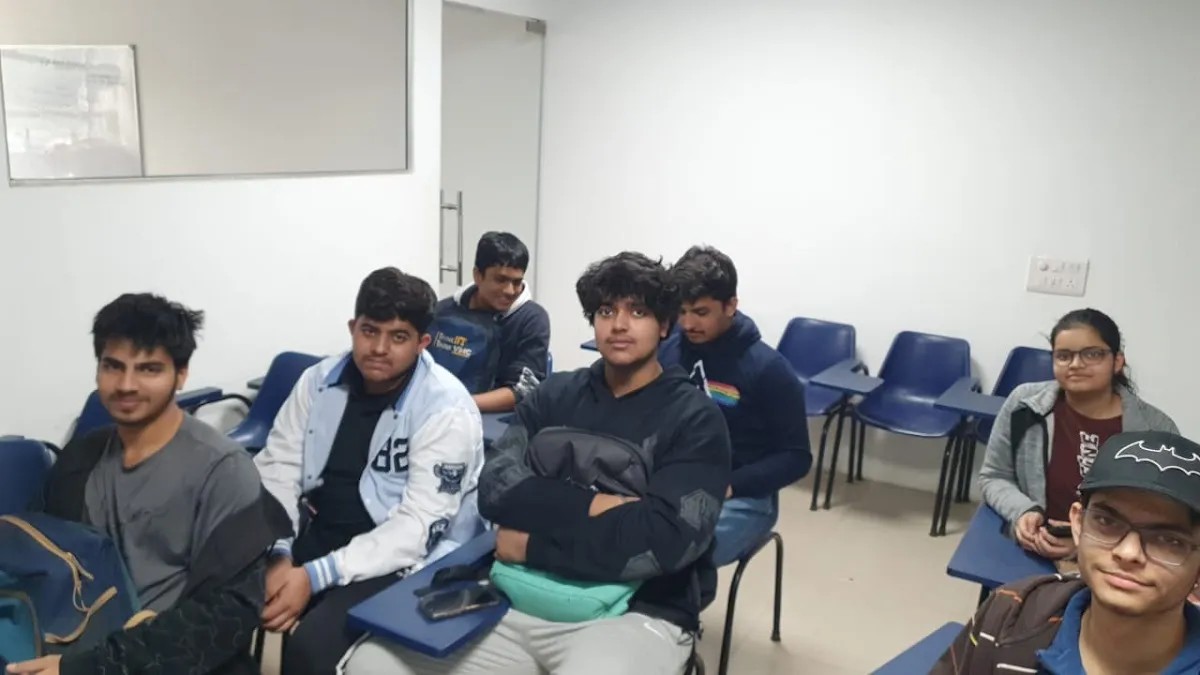 Praful Sir’s Classes - Best JEE Coaching in Gurgaon, 8th, 9th, 10th 11th 12th Science and Mathematics Coaching photo 4