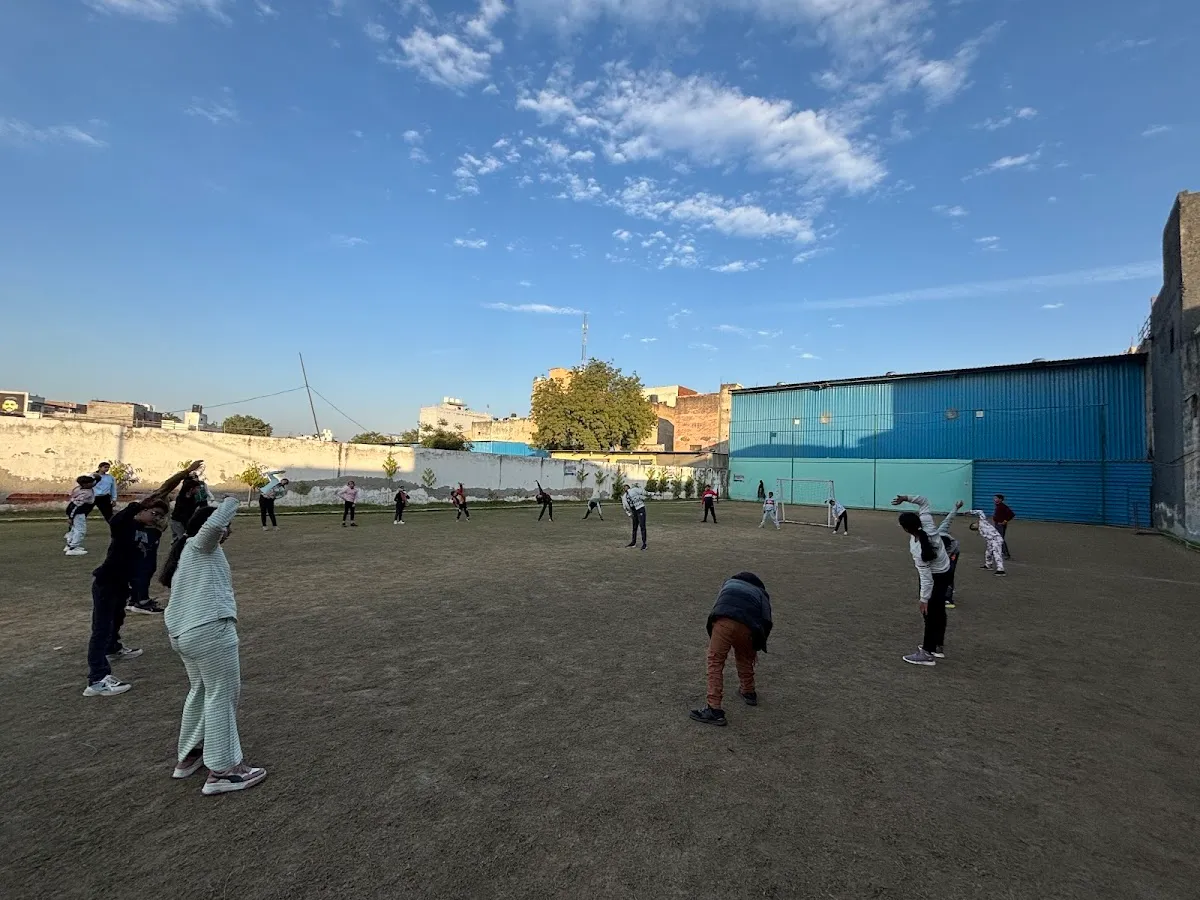 PT SPORTS BADMINTON ACADEMY photo 4