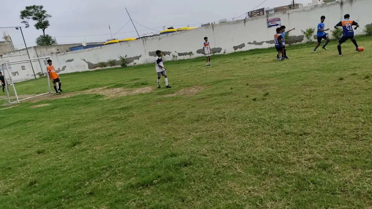 PT SPORTS BADMINTON ACADEMY photo 6