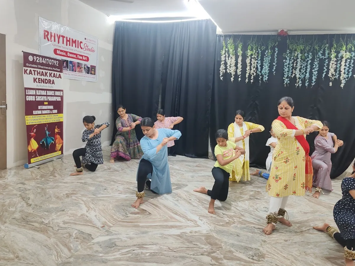 RHYTHMIC STUDIO : CLASSES FOR GUITAR | PIANO | KEYBOARD | CLASSICAL MUSIC | KATHAK | WESTERN & BOLLYWOOD DANCE | FINE ART photo 2