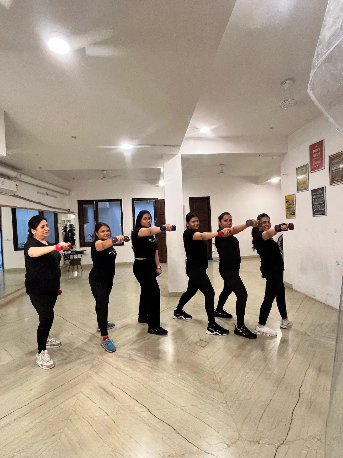 Ritz Fitness - Aerobics classes l Zumba classes l Fitness studio for females in Gurgaon photo 6