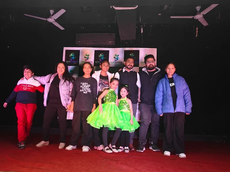 SAMDANZA DANCE CLASSES