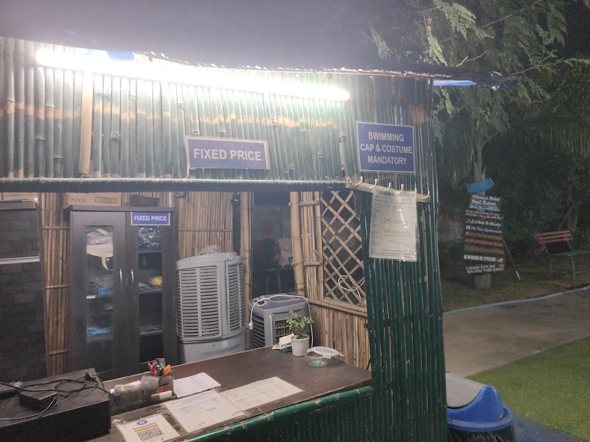 Sispal vihar swimming pool photo 3