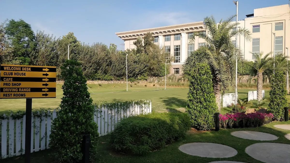 Skyline Golf photo 3