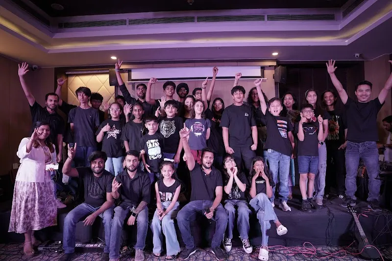 SOS - Strings Of Symphony Music School