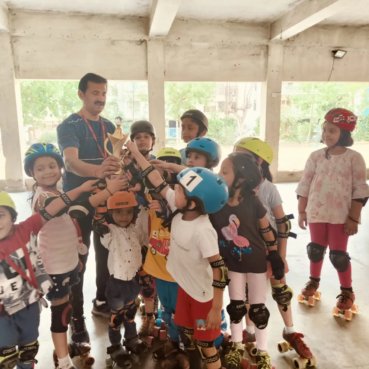 Speed Skating Club by Akshay photo 3