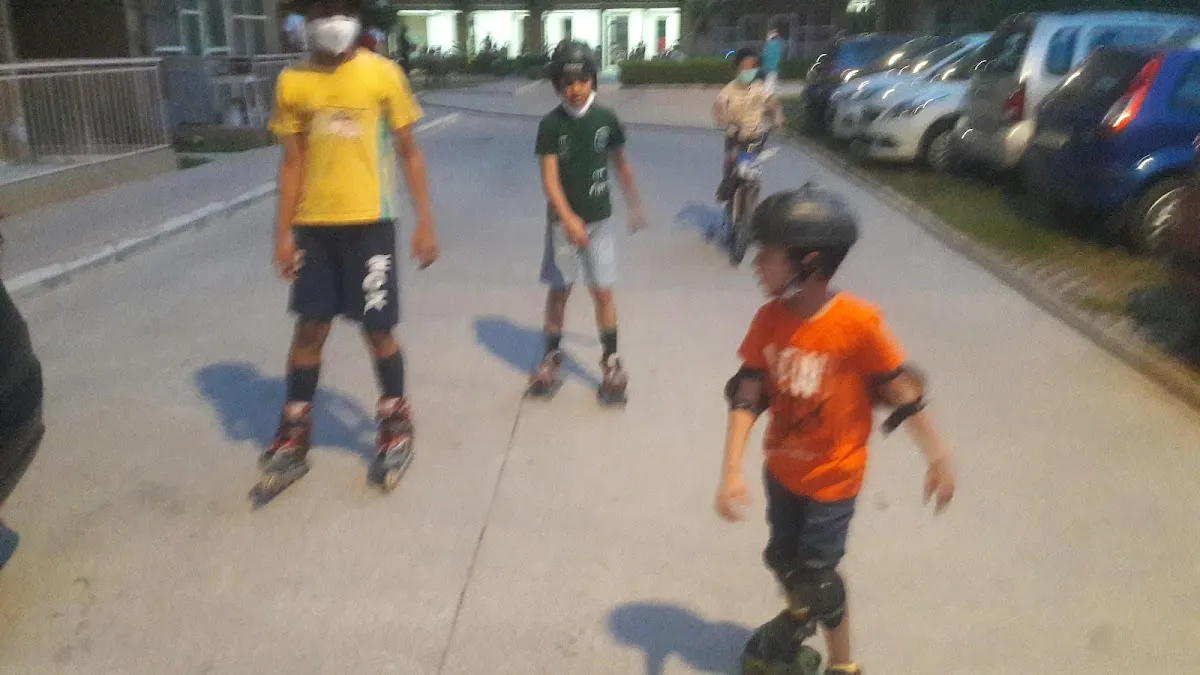 Speed Skating Club by Akshay photo 4