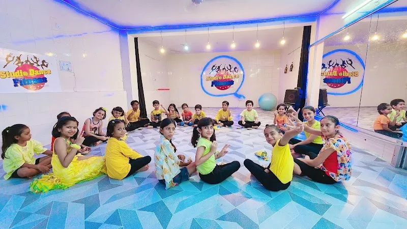 Studio dance fitness by amit