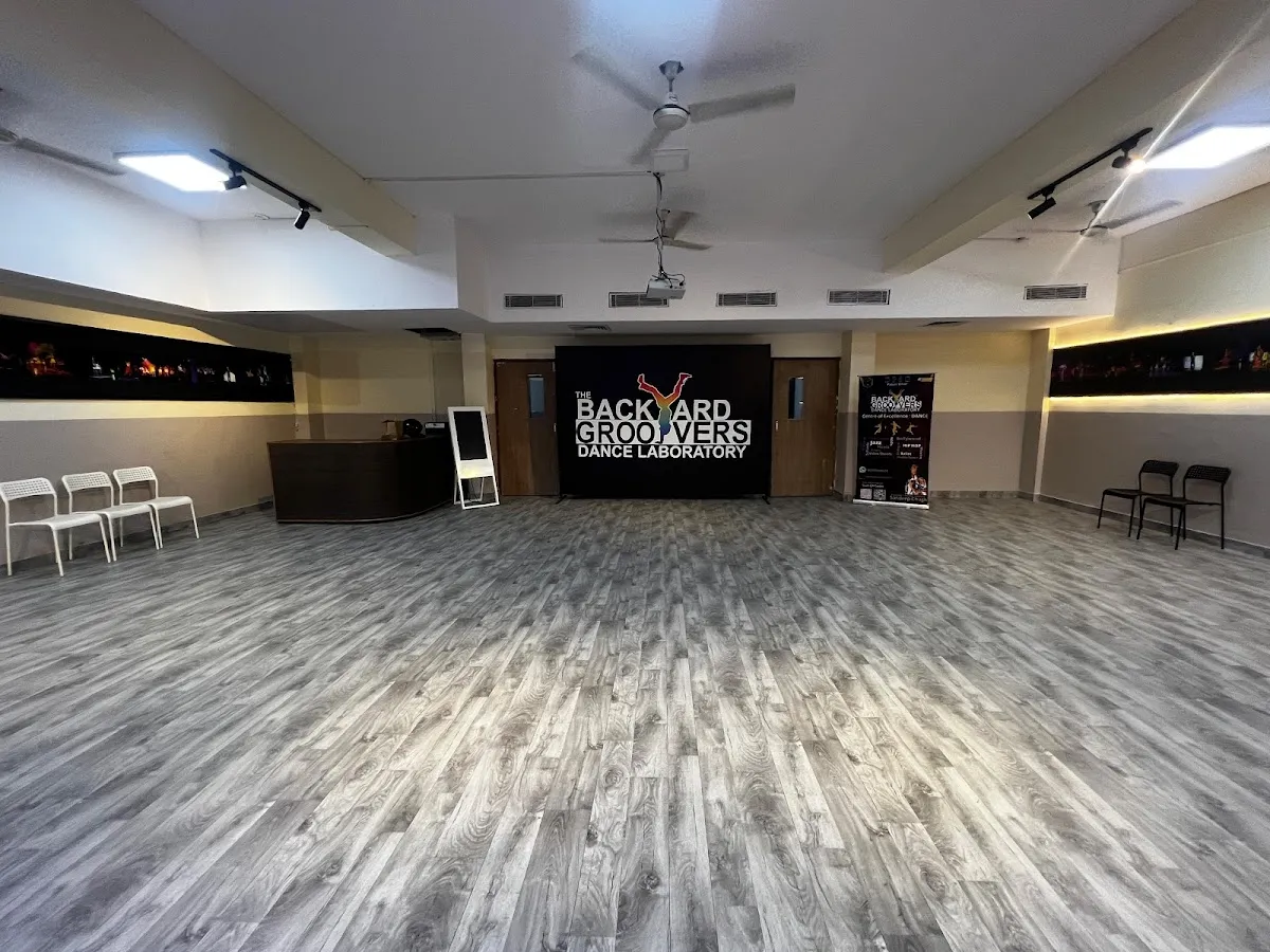 The Backyard Groovers Dance - Professional Dance | Hip Hop | Bollywood & Bhangra Dance Classes | Wedding Choreography Gurgaon photo 2