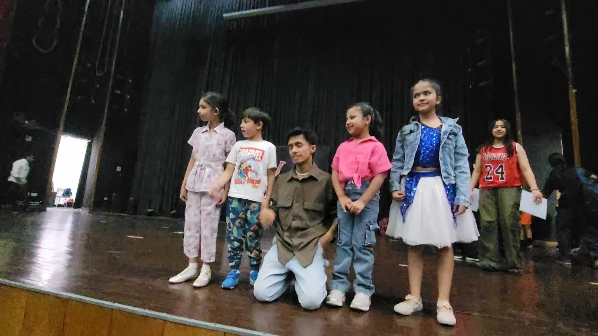 The Backyard Groovers Dance - Professional Dance | Hip Hop | Bollywood & Bhangra Dance Classes | Wedding Choreography Gurgaon photo 5