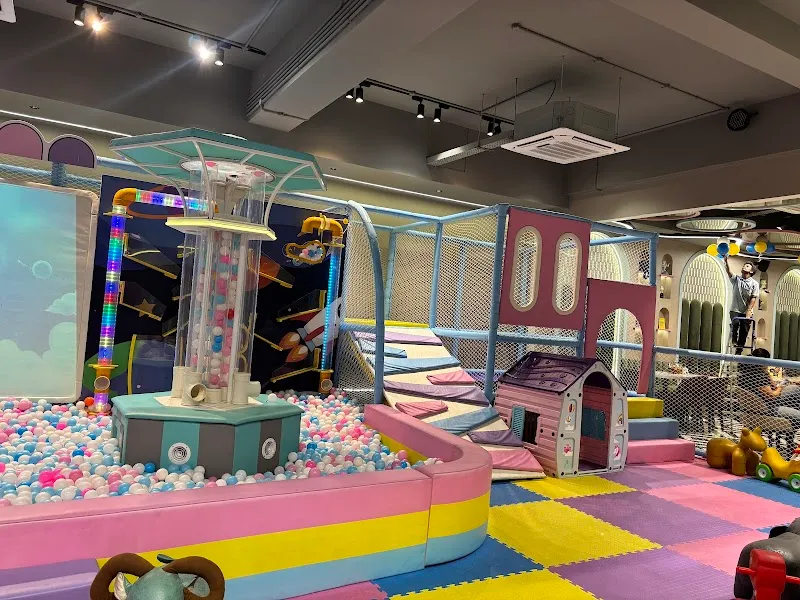 The Funny Mouse | Play Area