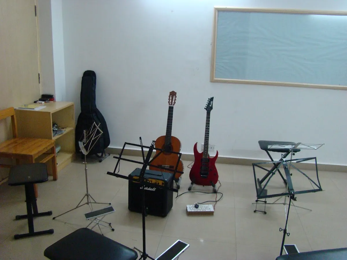 Theme Music Institute Gurgaon (DLF Phase 1) photo 3