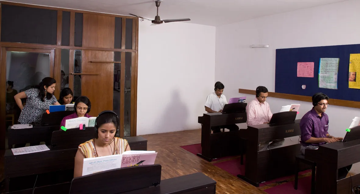 Theme Music Institute Gurgaon (DLF Phase 1) photo 4