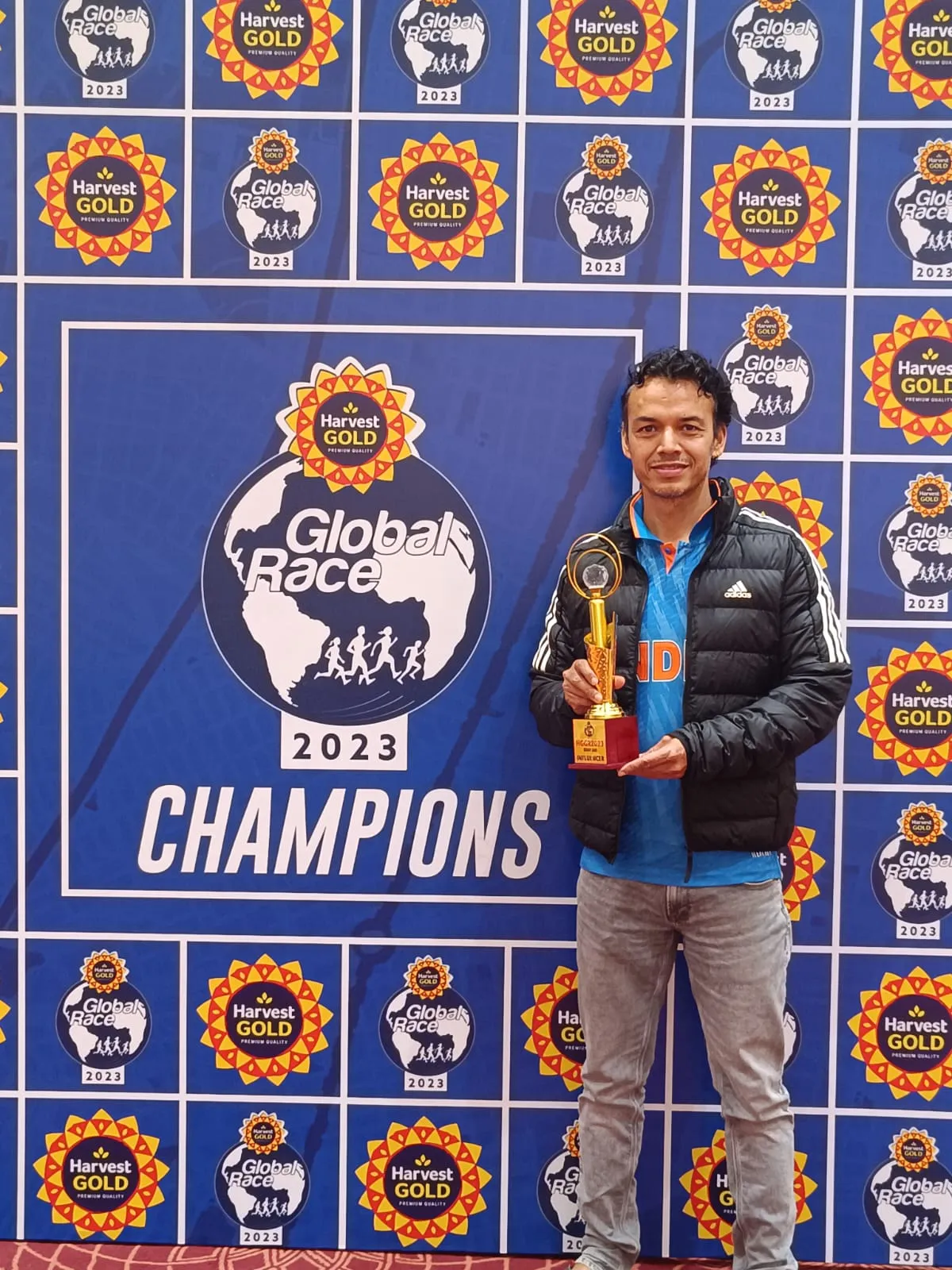 Track and field LRC marathon group photo 3