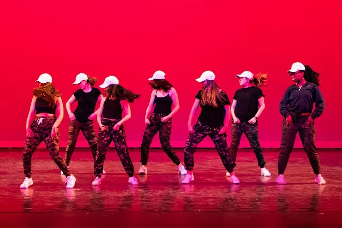 Urban Joy Dance Aerobic & Yoga Academy (Wedding,Hip-Hop,Poping,Jass,Belly&Punjabi Dance Trainer&Personal Dance Training) photo 4