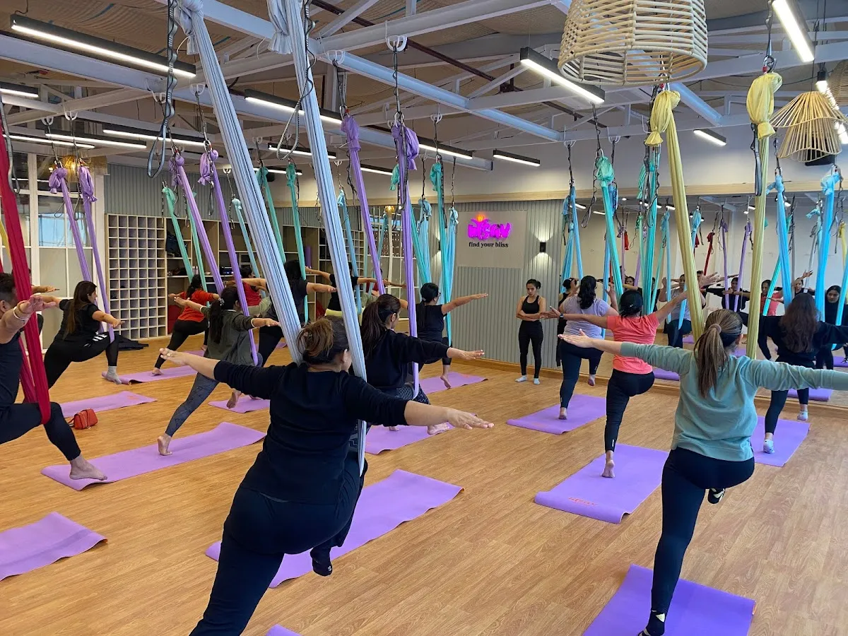 Utsav Yoga, Sec-66 m3m cosmopolitan mall - Yoga Studio, Ayurveda & Health Cafe photo 2