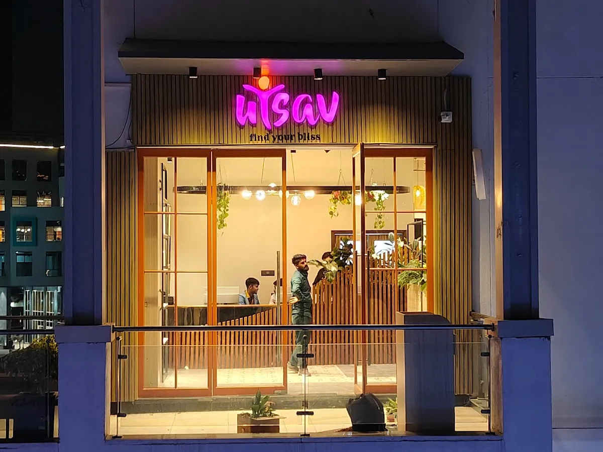 Utsav Yoga, Sec-66 m3m cosmopolitan mall - Yoga Studio, Ayurveda & Health Cafe photo 4