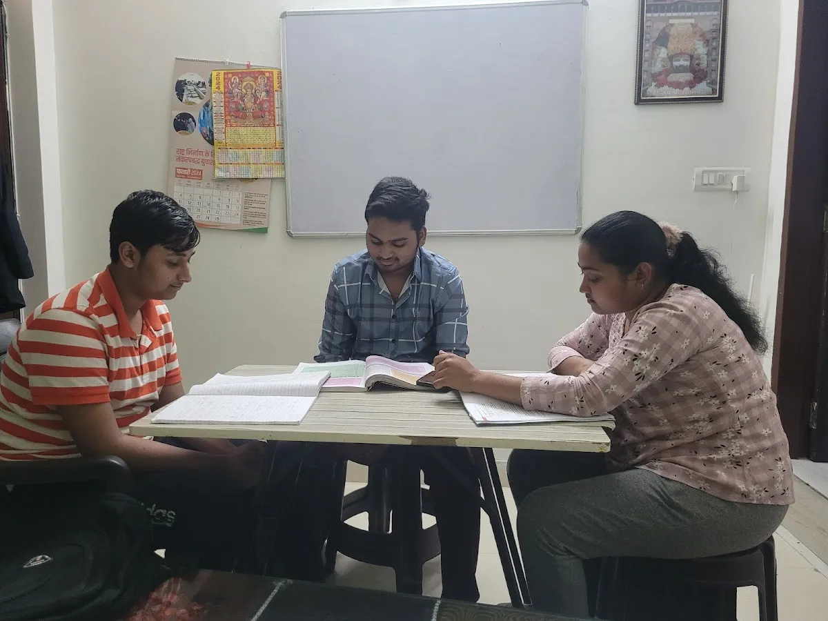 ZENITH TUITION CENTRE (6th -12th)- Best for Maths and Commerce Students photo 3