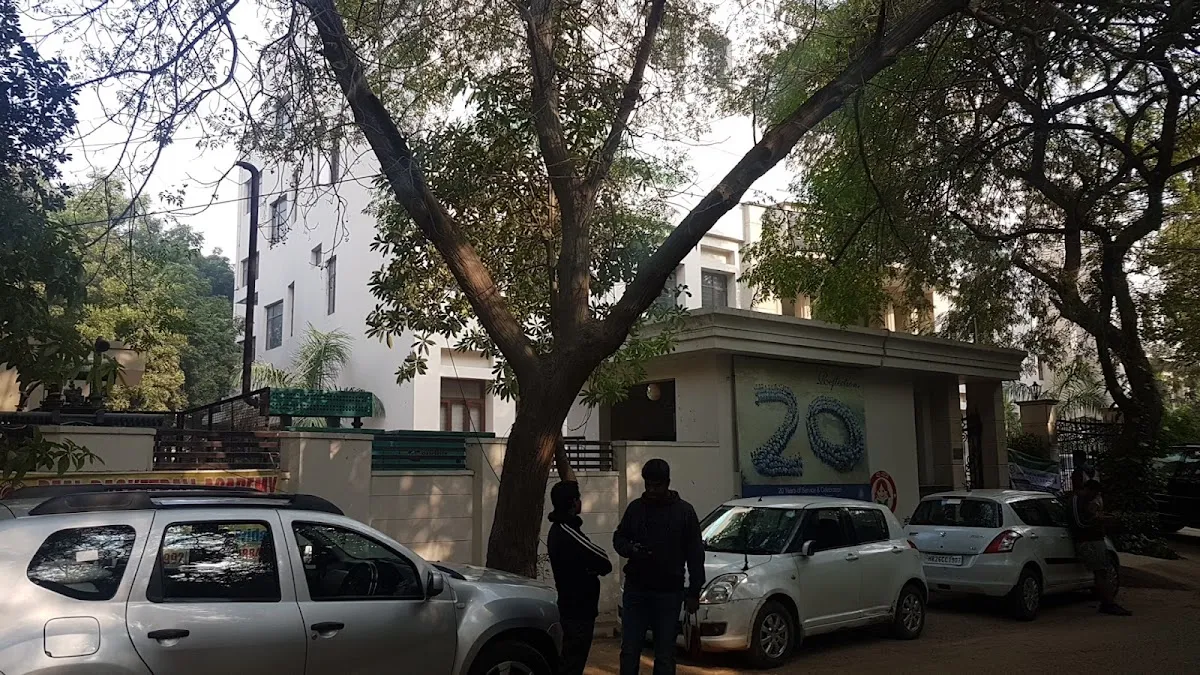 American Montessori Public School, Senior Wing photo 5