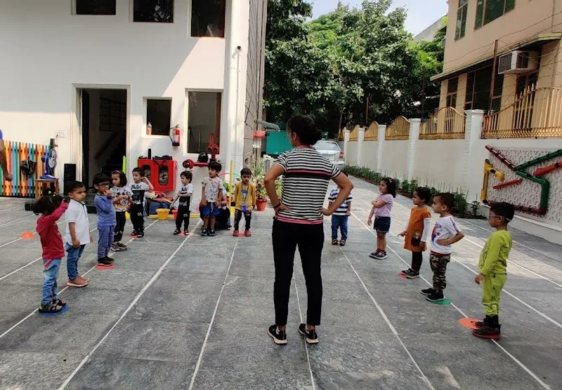 Apple Blossom School