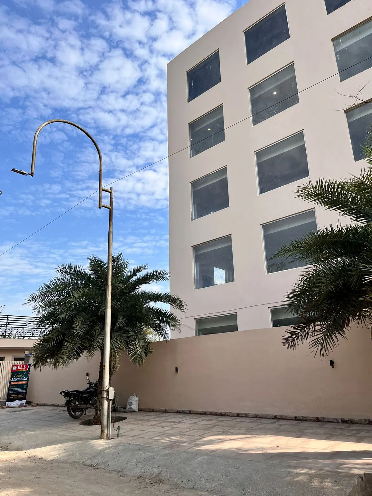 GAV Experential School, Sec-47 photo 2