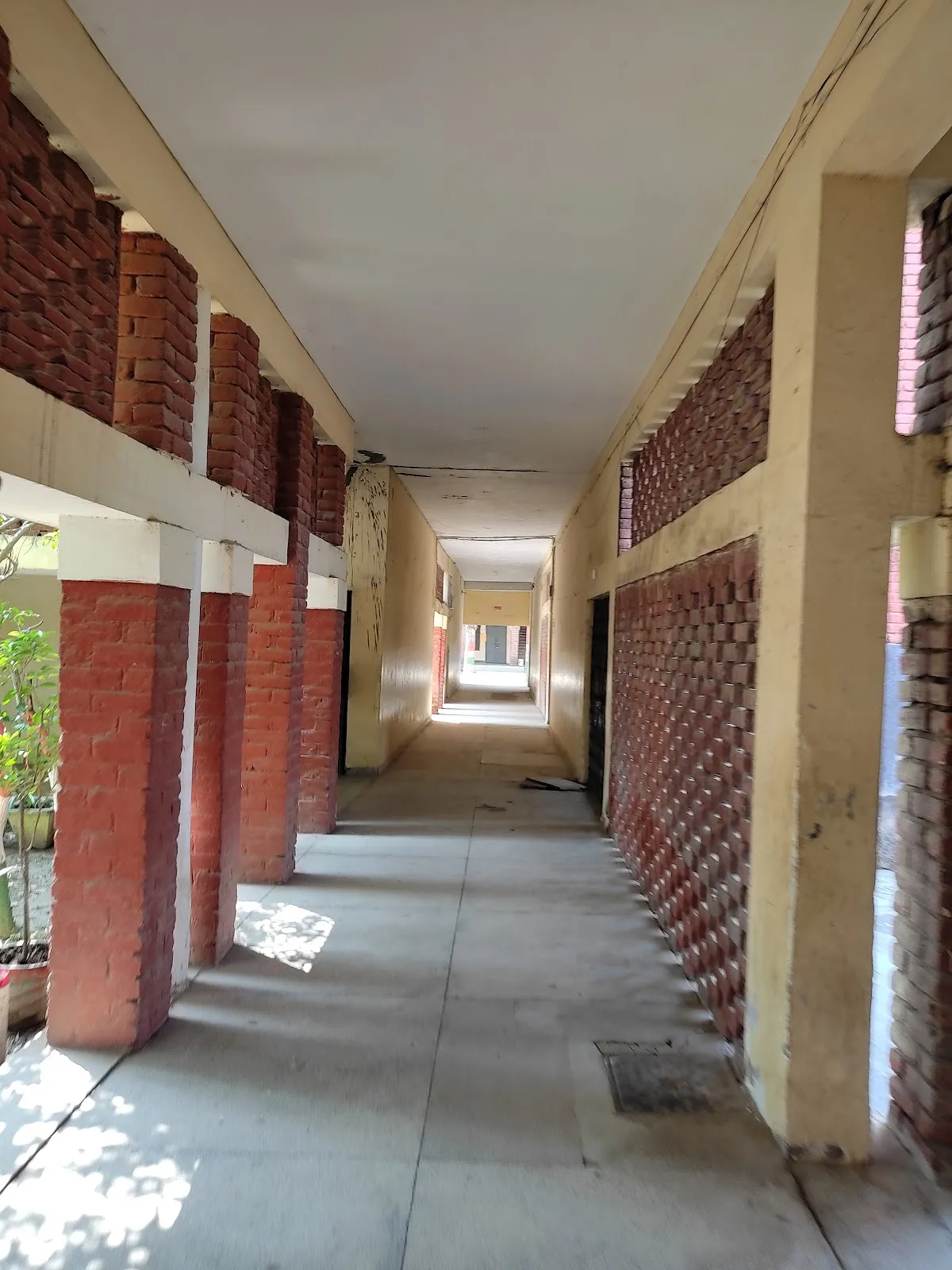 Govt. Model Sr Secondary School 4/7 Urban Estate photo 3